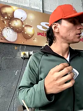 AlexanderHall online show from October 2025 04:15:02 PM