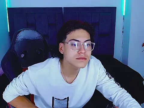 dirty model online show from October 2025 10:27:02 AM