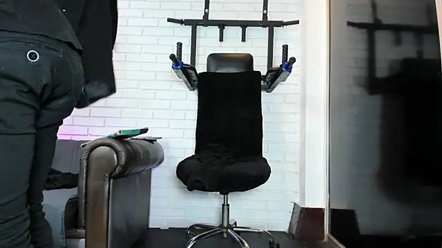 ItaloMoore online show from March 2026 11:49:02 AM