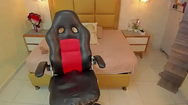 MELISSAROUGE online show from March 2026 07:17:01 PM