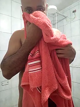 reisloko online show from October 2025 10:11:02 PM