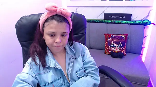 minnie cake online show from October 2025 10:07:02 PM