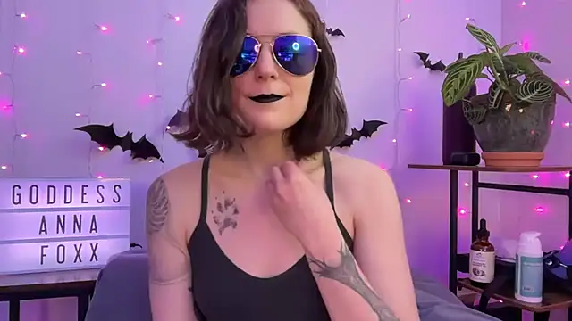 mistressannafoxx online show from November 2025 09:47:01 PM