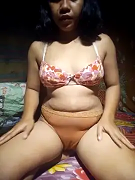 hotmomma8 online show from November 2025 08:33:02 PM