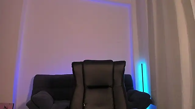 Snapshot of nathan_blake chatting on September 2025 10:57:02 PM nathan blake online show from September 2025 10:57:02 PM