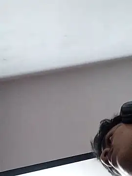 kjohn20 online show from March 2026 05:08:02 PM