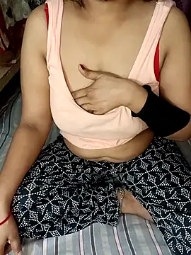 Snapshot of reena502 chatting on October 2025 06:50:01 PM reena502 online show from October 2025 06:50:01 PM