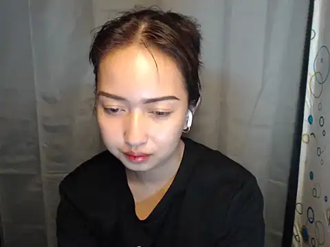 Snapshot of Soft_Angel8 chatting on April 2026 03:31:02 PM Soft Angel8 online show from April 2026 03:31:02 PM