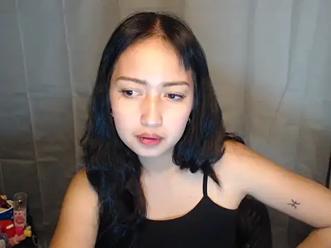 Snapshot of Soft_Angel8 chatting on April 2026 12:10:01 PM Soft Angel8 online show from April 2026 12:10:01 PM
