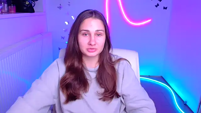 Snapshot of Stefanie_Sweet chatting on November 2025 06:49:02 AM Stefanie Sweet online show from November 2025 06:49:02 AM