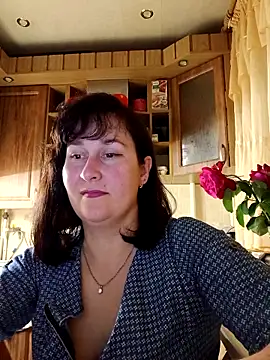 Amandda  online show from June 2026 07:16:02 PM