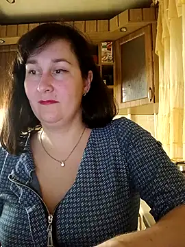 Amandda  online show from June 2026 07:08:02 PM