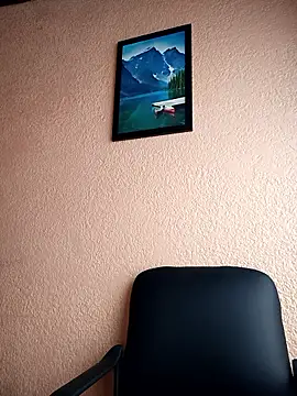 Snapshot of Mia-Glow chatting on January 2026 01:17:02 PM Mia-Glow online show from January 2026 01:17:02 PM