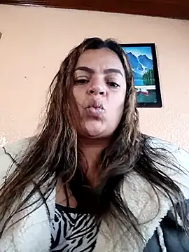 Snapshot of Mia-Glow chatting on February 2026 11:47:02 AM Mia-Glow online show from February 2026 11:47:02 AM