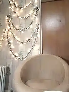 Snapshot of Tupo070481 chatting on January 2026 07:16:02 PM Tupo070481 online show from January 2026 07:16:02 PM