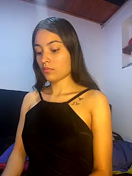 hotwife26 online show from November 2025 01:33:02 PM