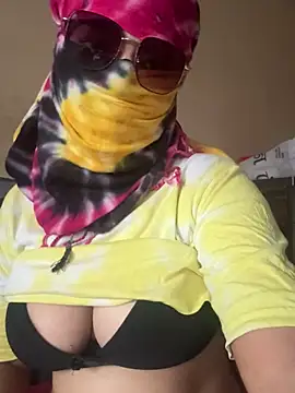 crazy111girl online show from February 2026 07:34:01 AM