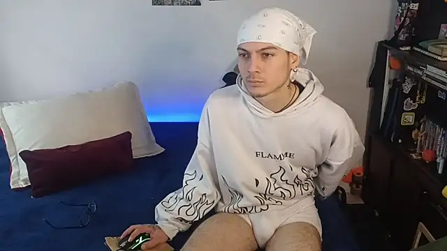 Dioniso guy8 online show from October 2025 04:27:02 PM