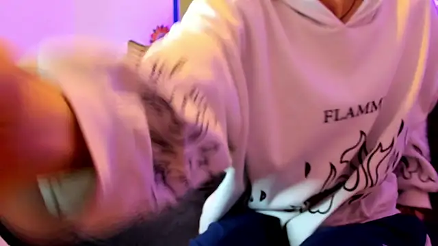 Dioniso guy8 online show from December 2025 08:35:01 PM