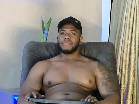 BenjaminCol  online show from September 2025 10:00:01 PM