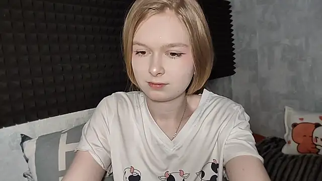 LiaVibes online show from March 2026 09:15:02 AM