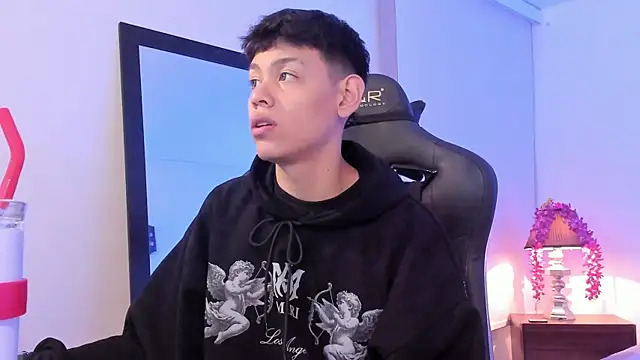 zeus blaze online show from September 2025 12:06:01 PM