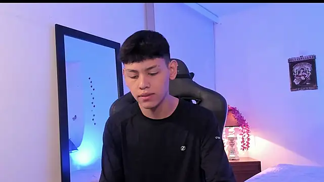 zeus blaze online show from September 2025 12:08:02 PM