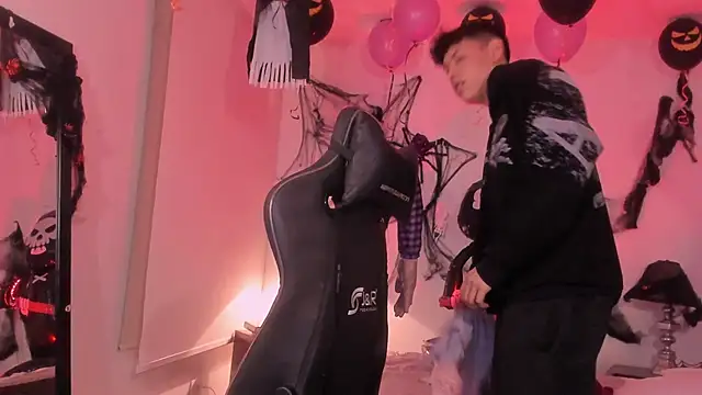 zeus blaze online show from October 2025 11:49:01 PM