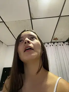 Snapshot of Mia_jhoonson chatting on October 2025 10:43:02 PM Mia jhoonson online show from October 2025 10:43:02 PM