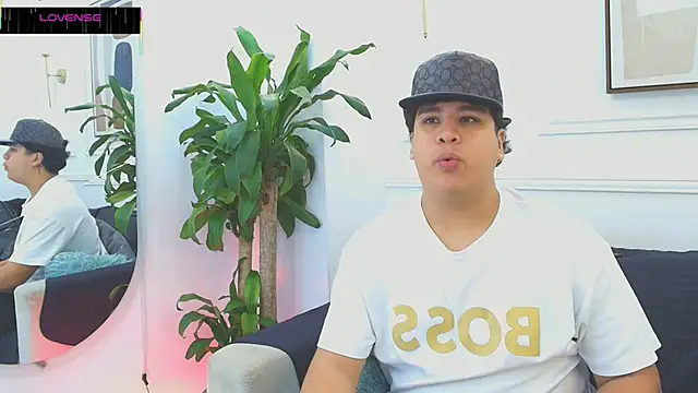 Naim Bennetsex online show from October 2025 07:01:02 PM