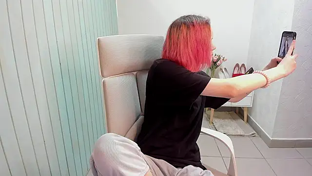 Elieiza xo online show from September 2025 02:35:01 AM