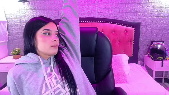 Natalie loffreda online show from January 2026 03:45:02 AM