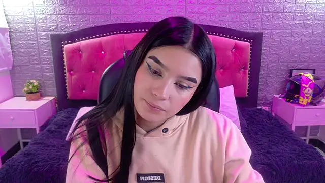 Natalie loffreda online show from February 2026 03:32:02 AM