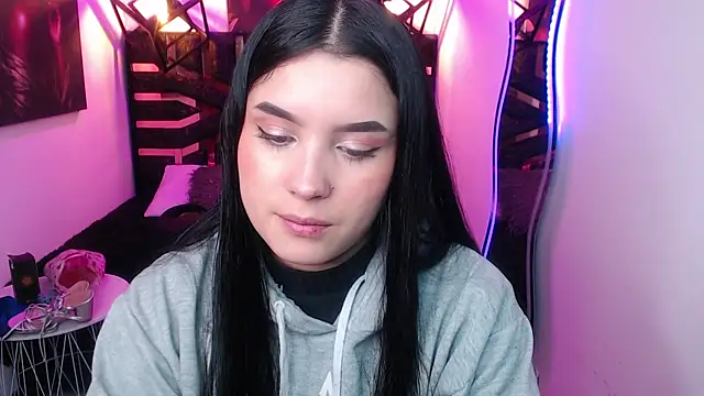 Snapshot of Natalie_loffreda chatting on April 2026 08:04:02 PM Natalie loffreda online show from April 2026 08:04:02 PM