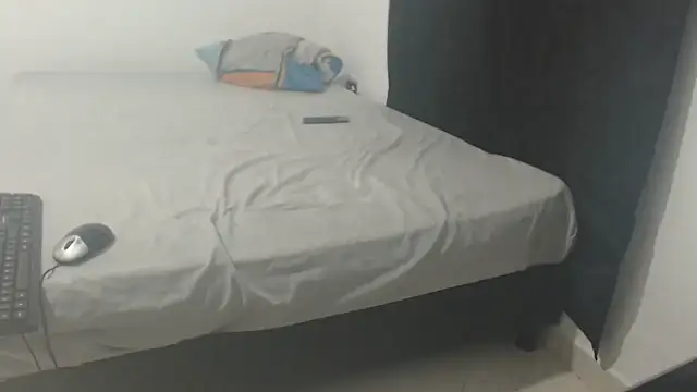 Dan jonson15 online show from October 2025 04:58:01 PM