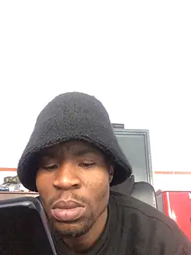 Snapshot of broskies777 chatting on September 2025 09:00:02 AM broskies777 online show from September 2025 09:00:02 AM