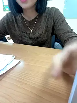 Snapshot of -NhaKy22 chatting on October 2025 01:13:02 AM -NhaKy22 online show from October 2025 01:13:02 AM