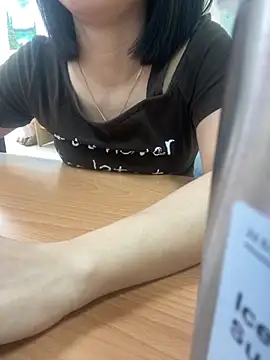 Snapshot of -NhaKy22 chatting on November 2025 01:05:02 AM -NhaKy22 online show from November 2025 01:05:02 AM