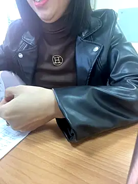 Snapshot of -NhaKy22 chatting on November 2025 12:53:02 AM -NhaKy22 online show from November 2025 12:53:02 AM