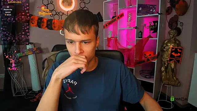 sam nexor online show from October 2025 08:10:01 PM