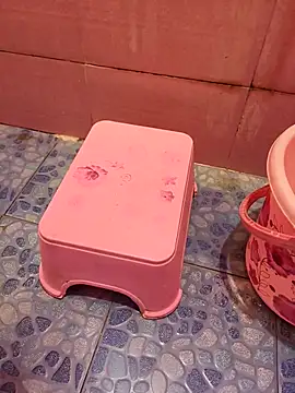 Snapshot of Alimbaby chatting on September 2025 09:34:02 AM Alimbaby online show from September 2025 09:34:02 AM