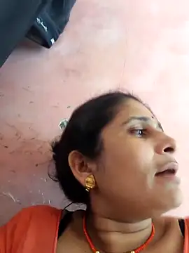 Snapshot of Hot-piuy chatting on September 2025 07:09:02 AM Hot-piuy online show from September 2025 07:09:02 AM