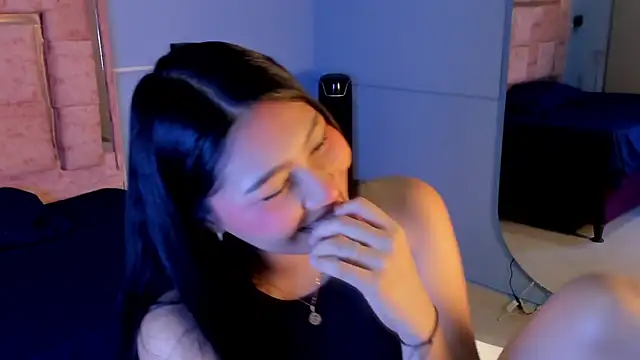 LICKY LOV online show from November 2025 03:20:02 AM