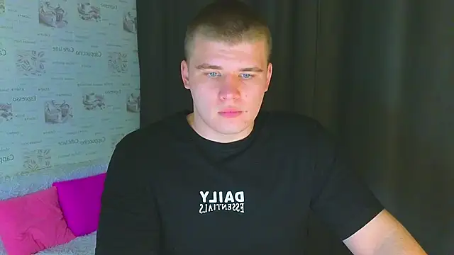 Snapshot of kittenmurr chatting on September 2025 11:31:02 PM kittenmurr online show from September 2025 11:31:02 PM