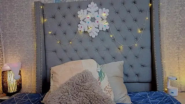 Snapshot of Abby_roussee chatting on December 2025 08:26:02 PM Abby roussee online show from December 2025 08:26:02 PM