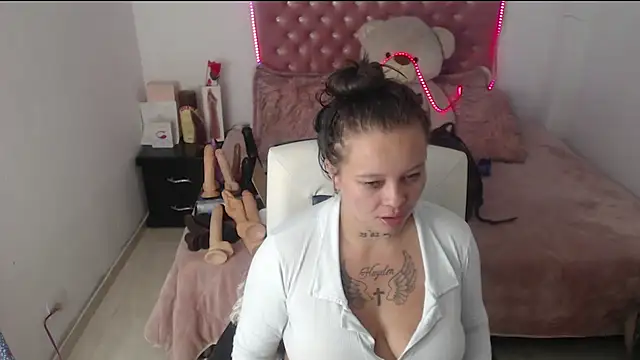 patty squirt  online show from June 2026 11:14:02 AM