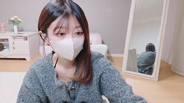 Yuna-ch online show from February 2026 11:00:02 AM