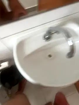 Snapshot of Ccffffjjik chatting on November 2025 12:05:02 PM Ccffffjjik online show from November 2025 12:05:02 PM