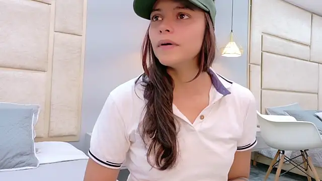 Snapshot of Ashley_HotGirl chatting on December 2025 08:16:02 PM Ashley HotGirl online show from December 2025 08:16:02 PM