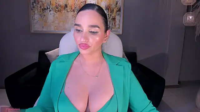 Snapshot of NovaSpencer chatting on October 2025 06:10:02 PM NovaSpencer online show from October 2025 06:10:02 PM